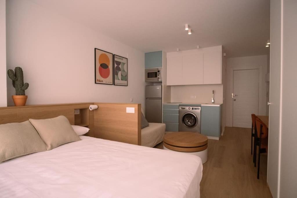 Apartamento Spectacular Renovated Studio Facing The Sea Valencia Exterior foto